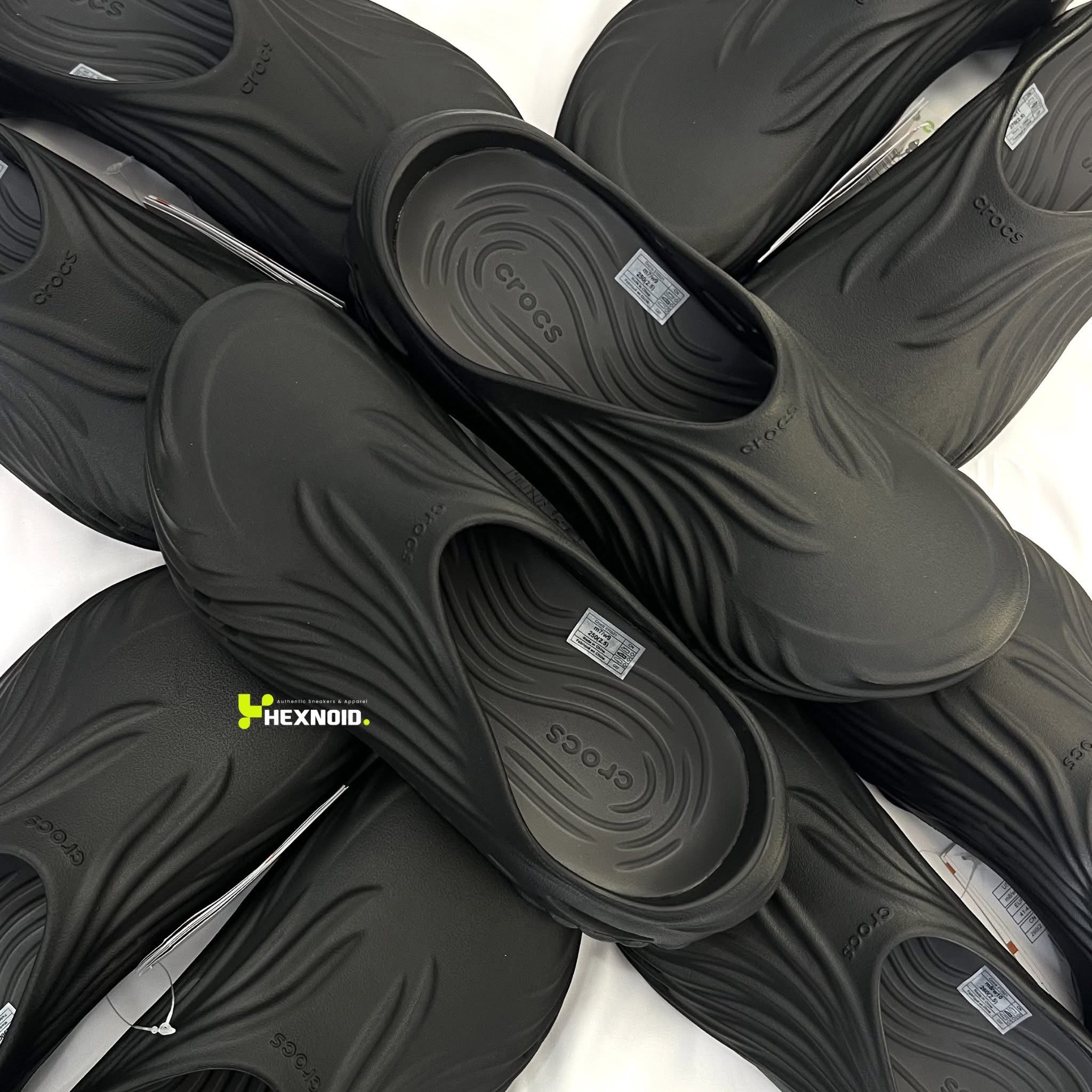 Crocs Echo Wave Triple Black