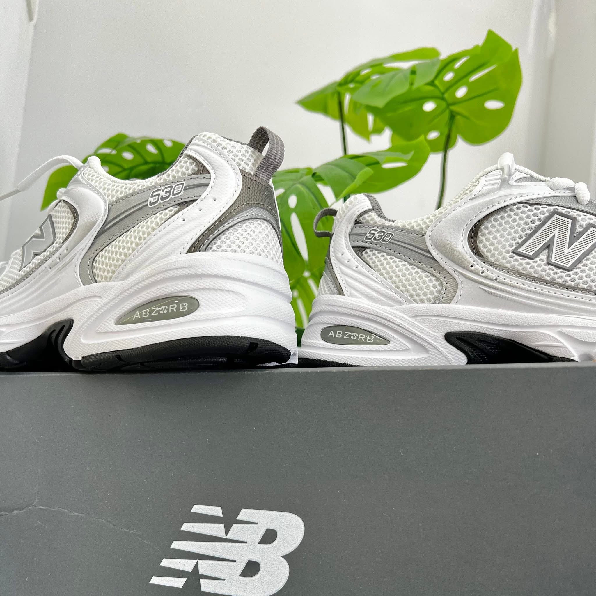 New Balance 530 White Sliver