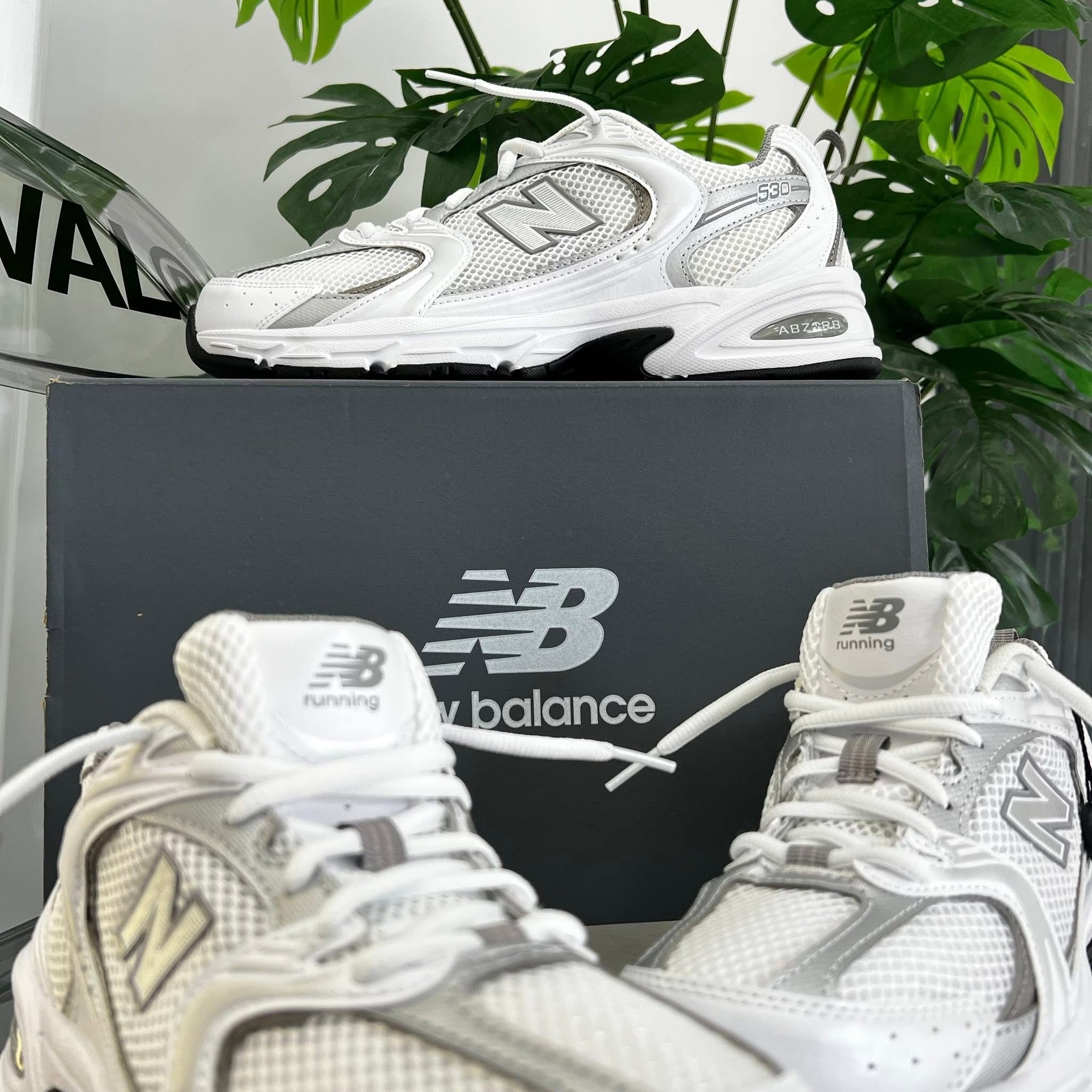 New Balance 530 White Sliver