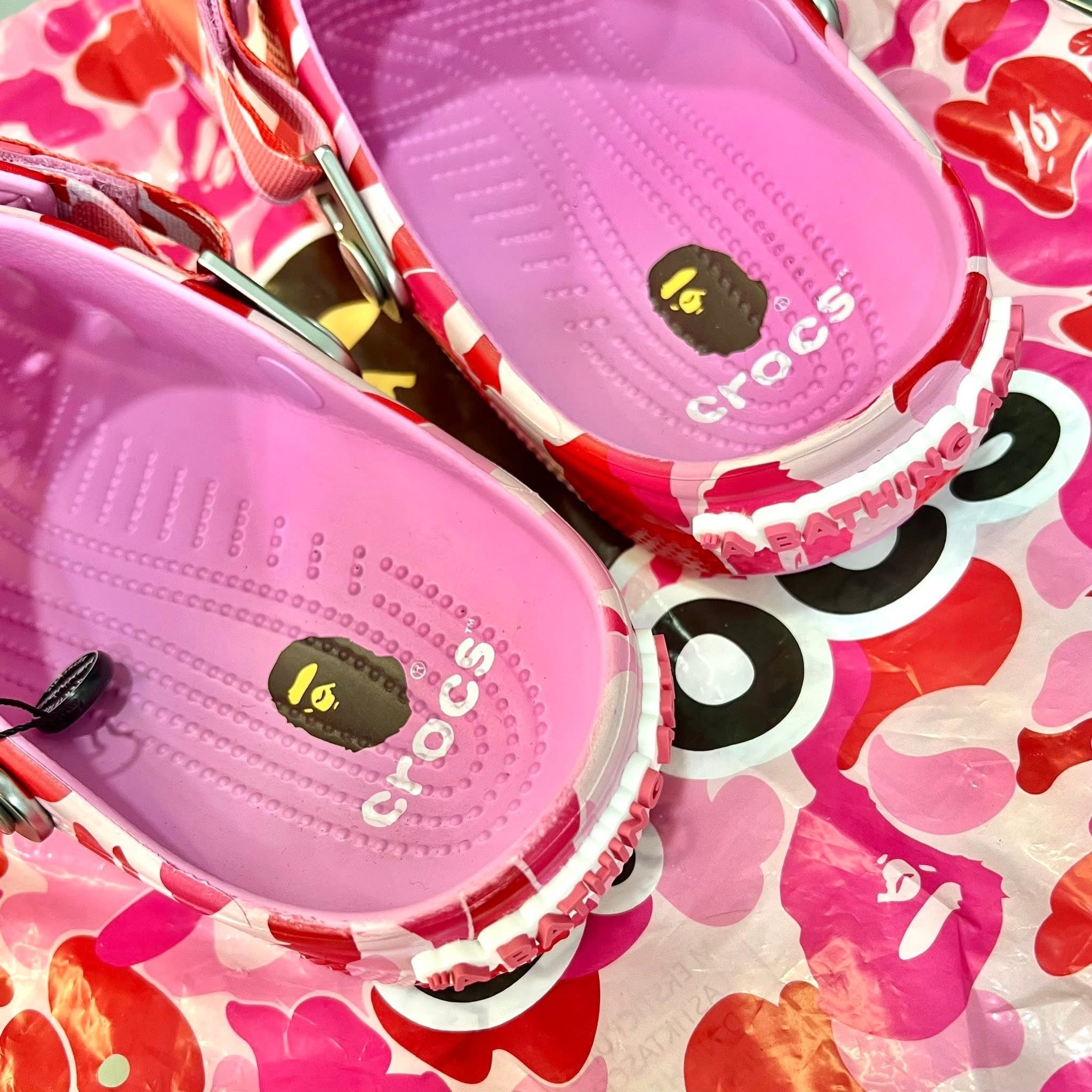CROCS CLASSIC CLOG A BATHING APE ABC CAMO PINK