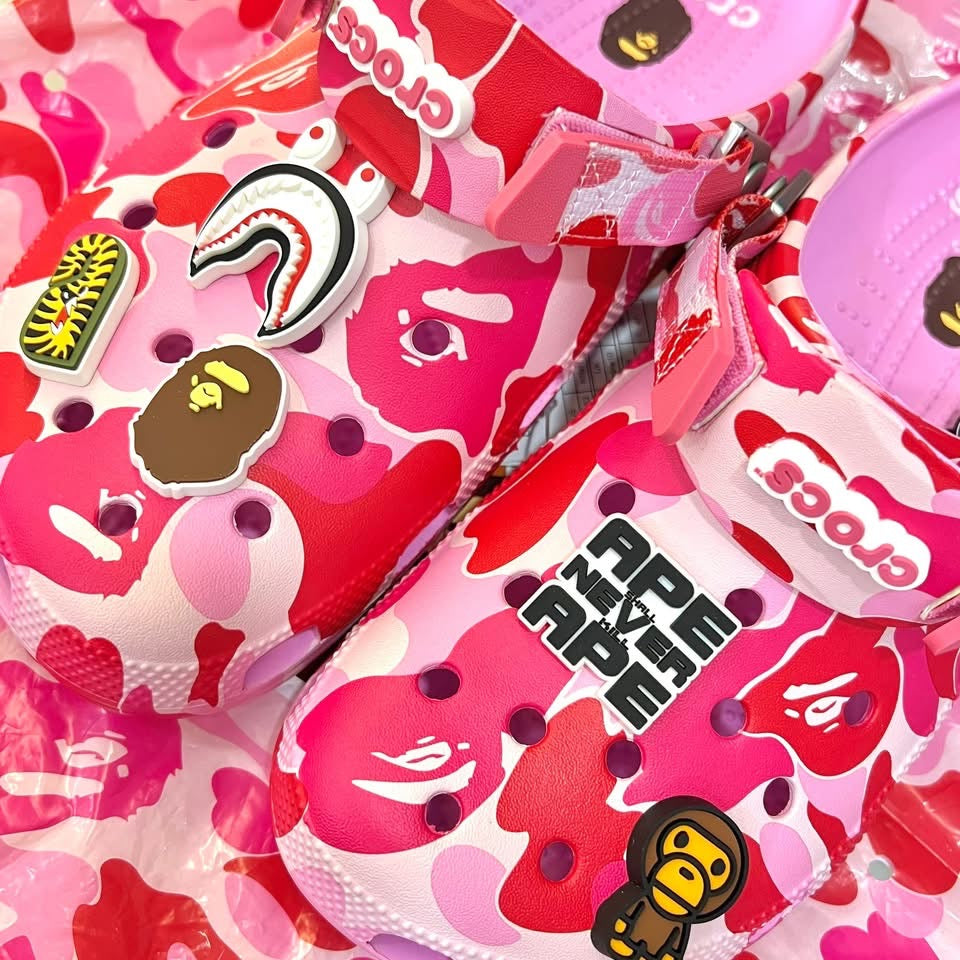 CROCS CLASSIC CLOG A BATHING APE ABC CAMO PINK