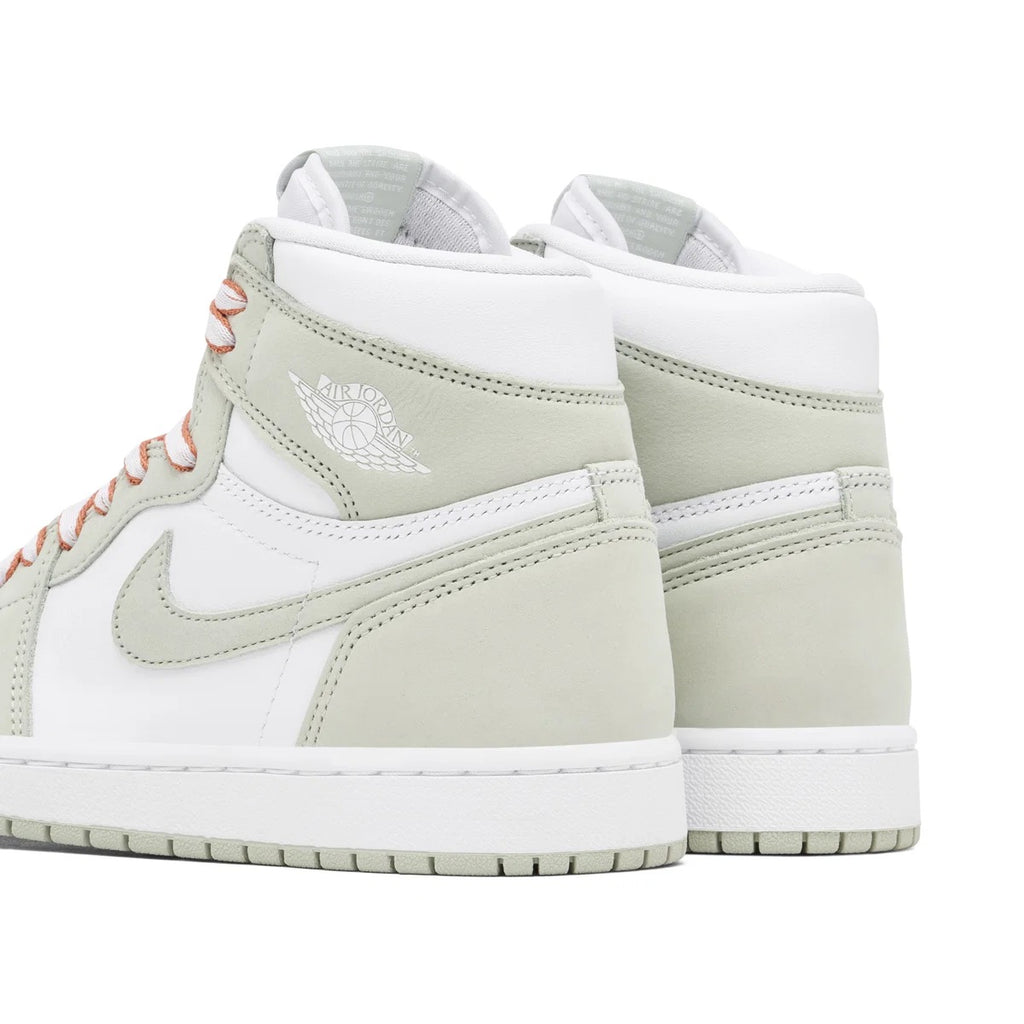 Air Jordan 1 Retro High OG Seafoam