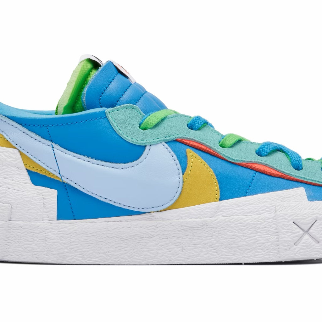KAWS X SACAI X NIKE BLAZER LOW BLUE MULTI