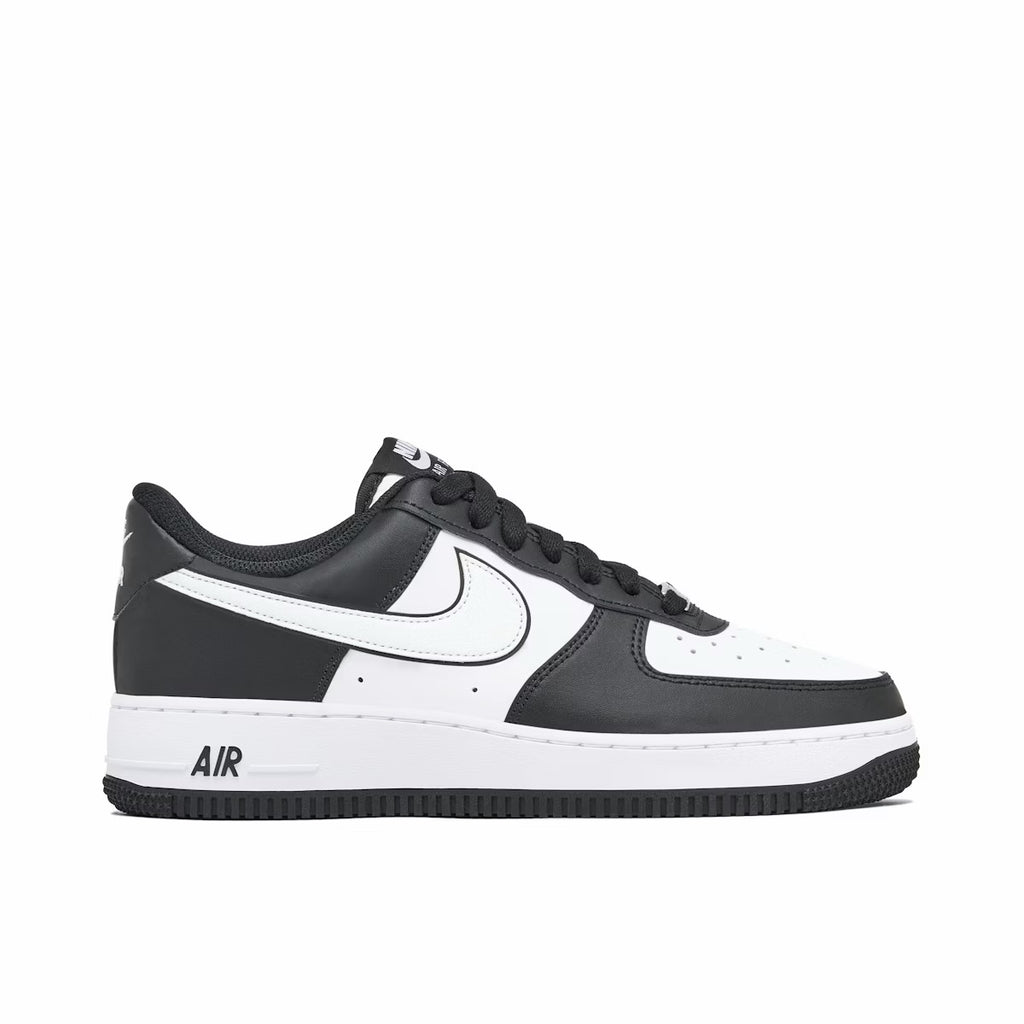 NIKE AIR FORCE 1 07 LOW WHITE SWOOSH PANDA