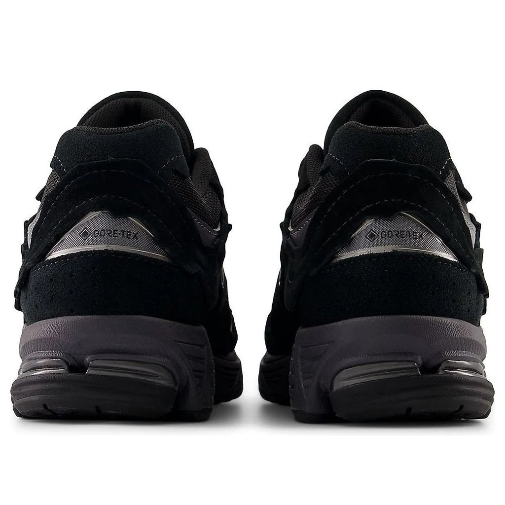 New Balance 2002R Gore-Tex Black