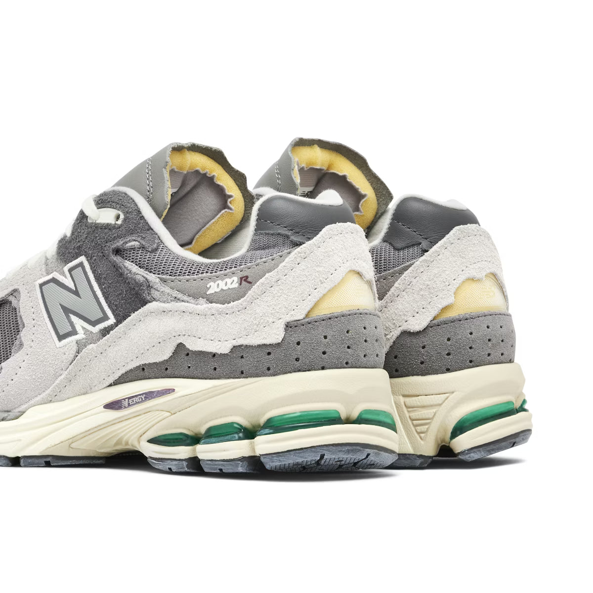 NEW BALANCE 2002R PROTECTION PACK RAIN CLOUD